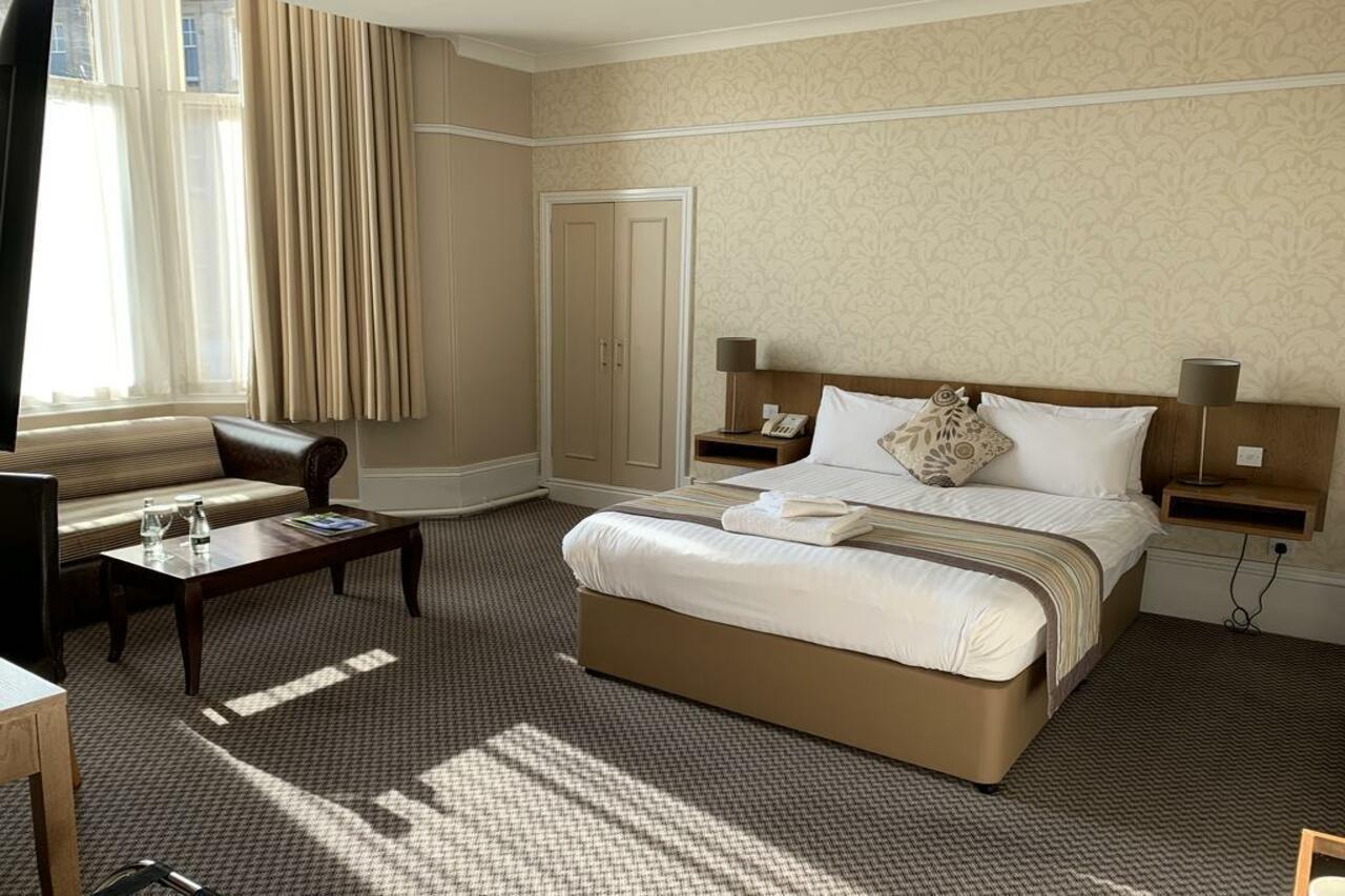 The Crown Hotel Harrogate Esterno foto