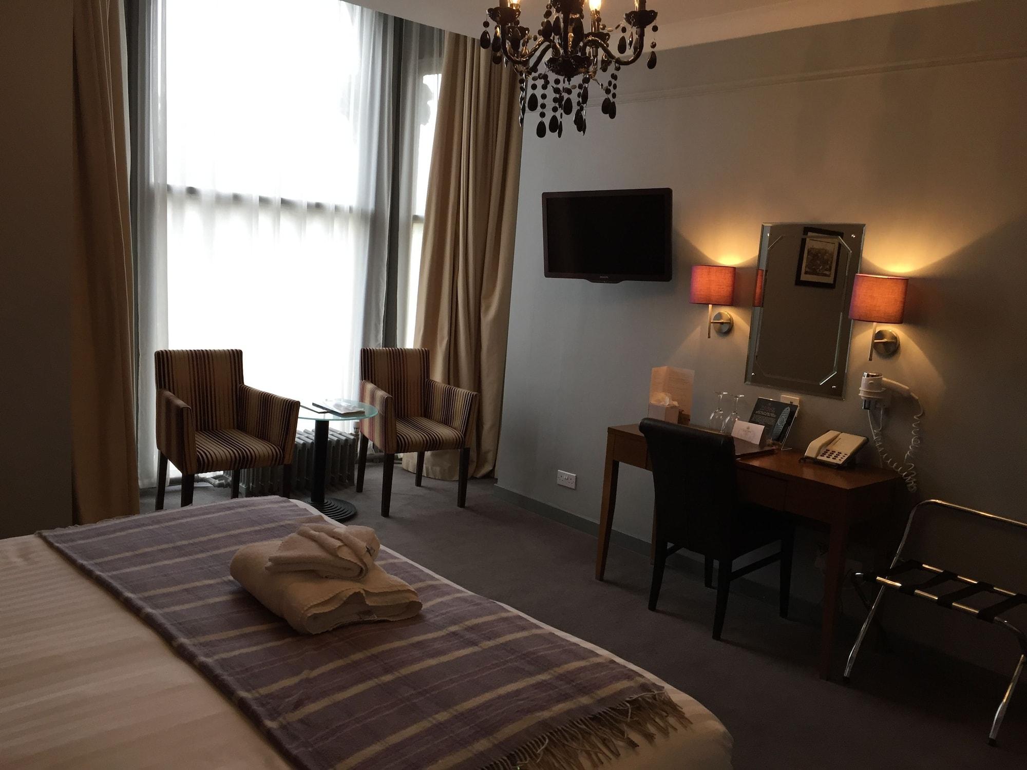 The Crown Hotel Harrogate Esterno foto