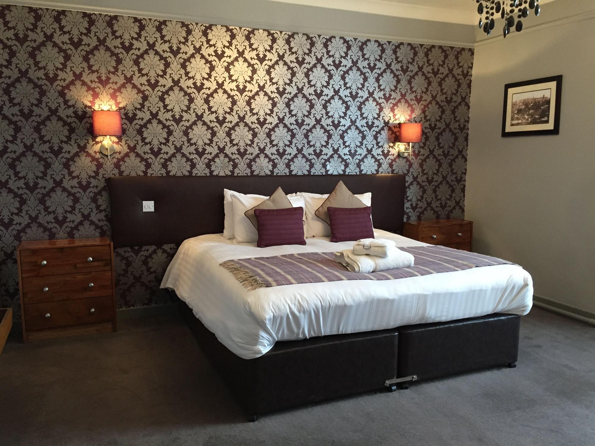 The Crown Hotel Harrogate Esterno foto