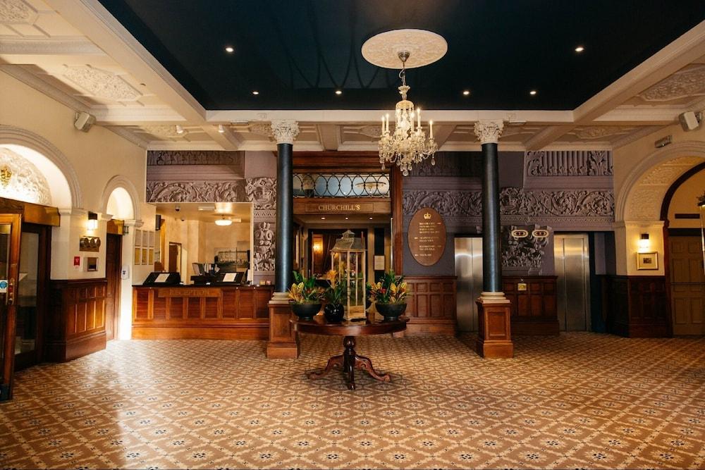 The Crown Hotel Harrogate Esterno foto