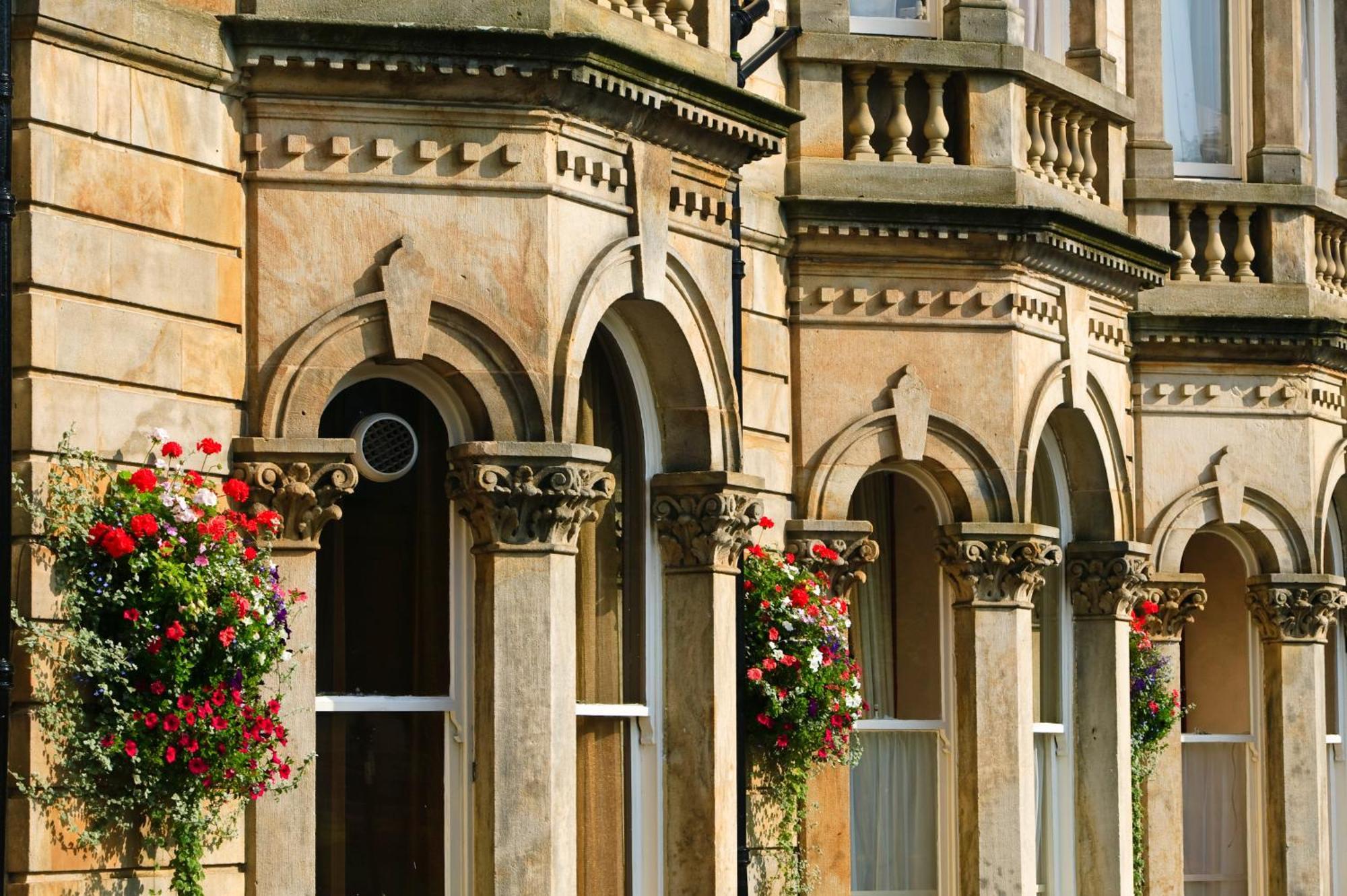 The Crown Hotel Harrogate Esterno foto